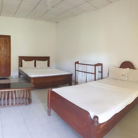 Sinharaja Hostel 114 Deniyaya Bagian luar foto