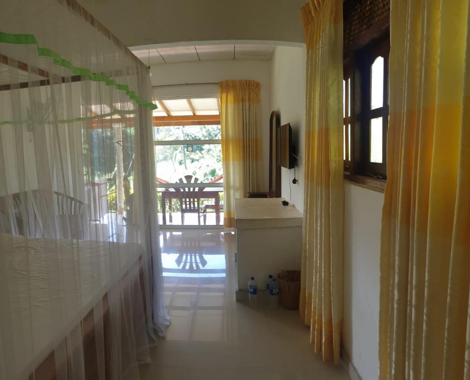 Sinharaja Hostel 114 Deniyaya Bagian luar foto