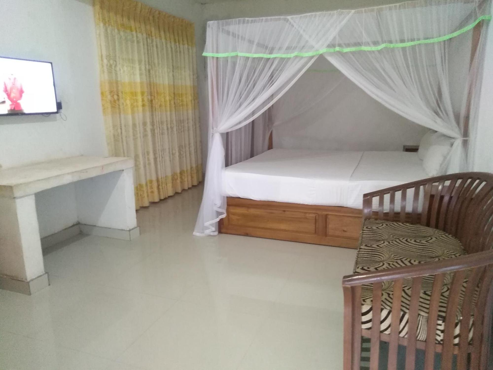 Sinharaja Hostel 114 Deniyaya Bagian luar foto