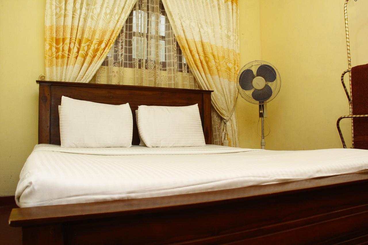 Sinharaja Hostel 114 Deniyaya Bagian luar foto